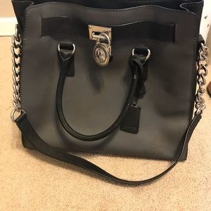 Michael kors tote